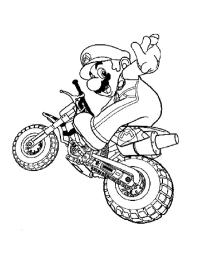 Mario ajaa mopoa